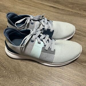 Womens REEBOK TRILUX RUN Blue and Gray Running Shoes. Size 9
